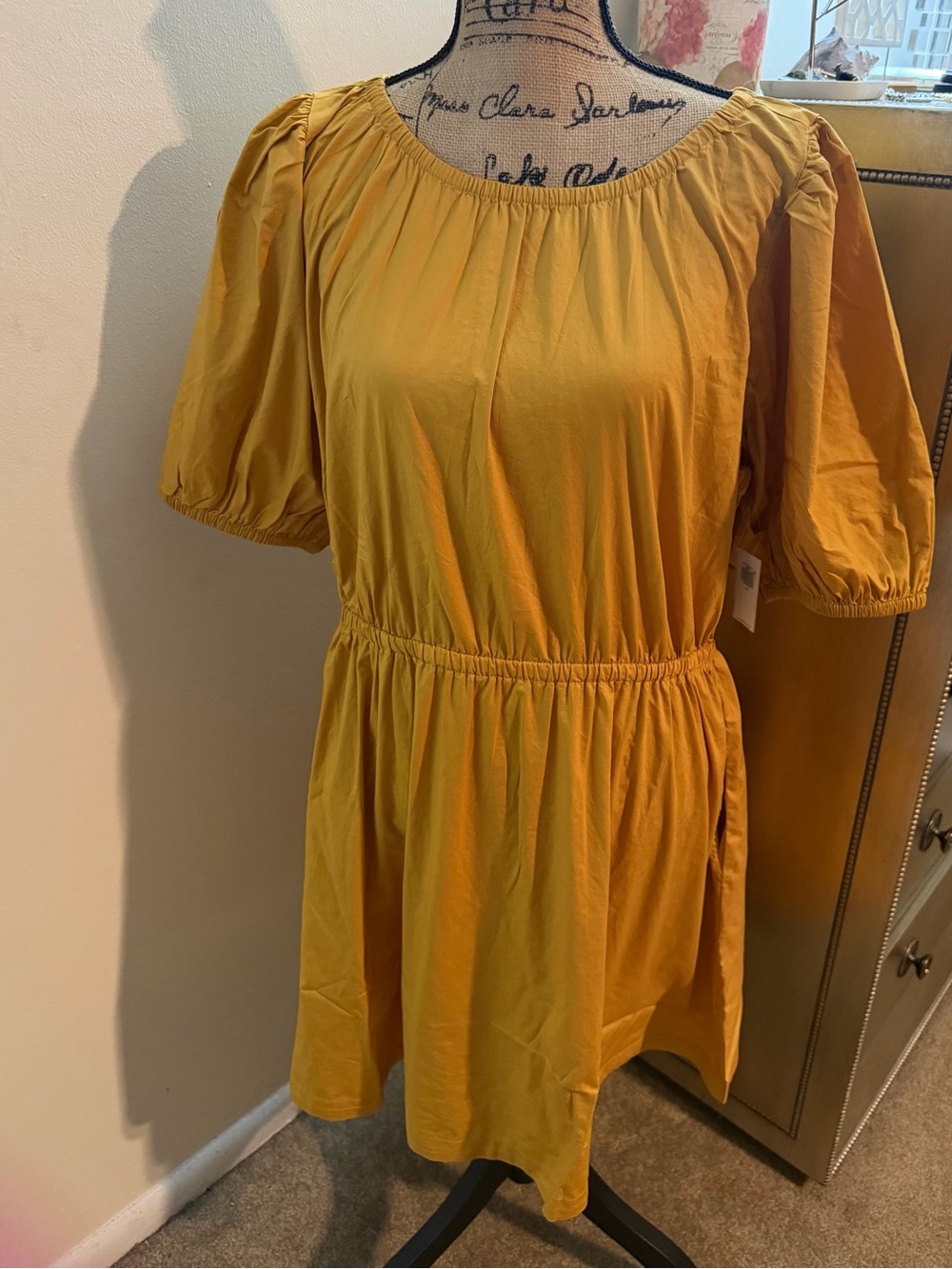 Old Navy Women’s Mustard Puff-Sleeve Elastic-Waist Dress
